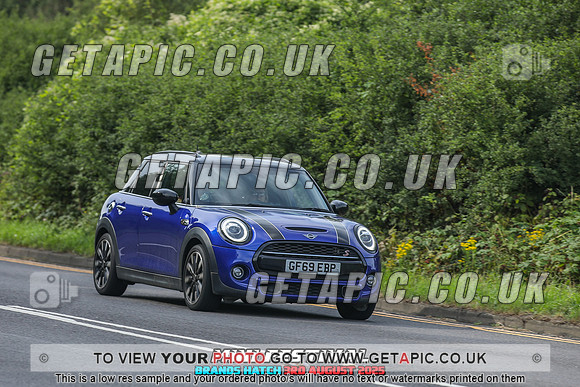 PP2508-810_LOGO_ON_PHOTO