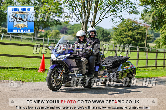 PR2506-00026_LOGO_ON_PHOTO