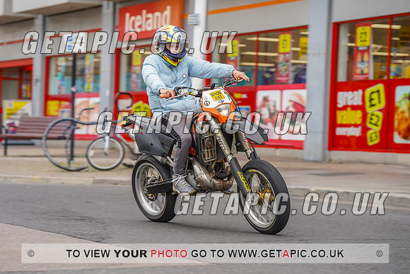 RS2205_1064