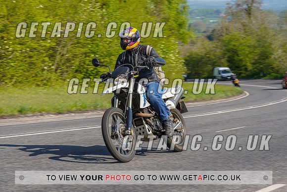 RS2204_11089