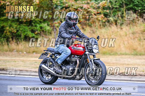 SJ2508-0953-C_LOGO_ON_PHOTO