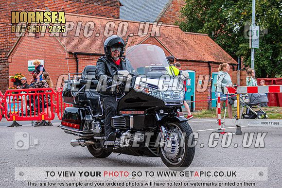 TW2508-1073_LOGO_ON_PHOTO