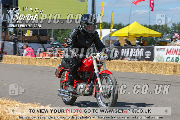 GP2508-4556-C_LOGO_ON_PHOTO
