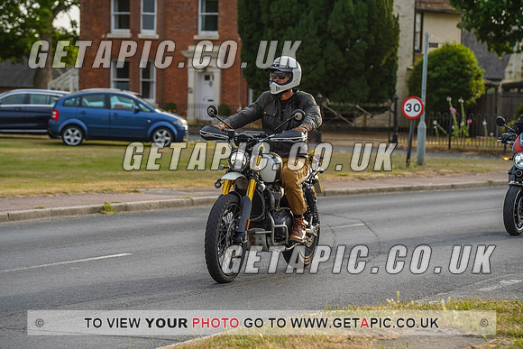RS2207_8676