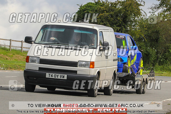 GP2406-10356-C_LOGO_ON_PHOTO