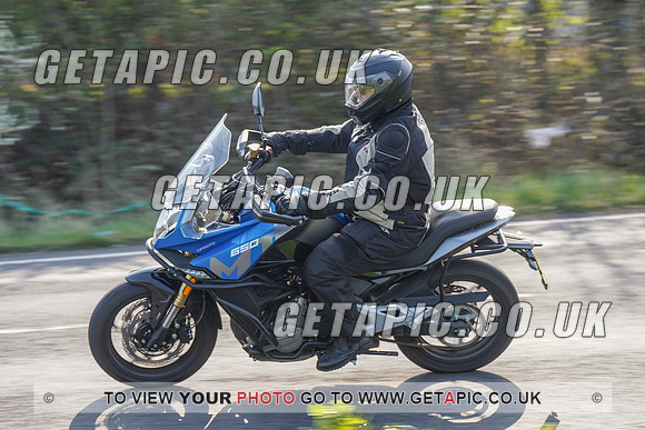 RS2203_4639