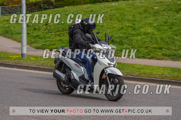 RS2204_4630