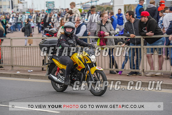 RS2205_13682