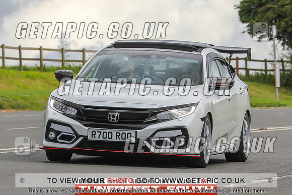 GP2406-10349-C_LOGO_ON_PHOTO