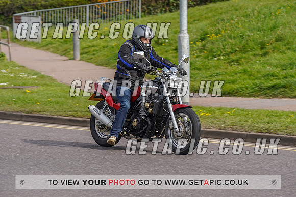 RS2204_3890