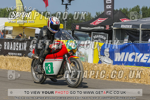 PP2508-2979_LOGO_ON_PHOTO