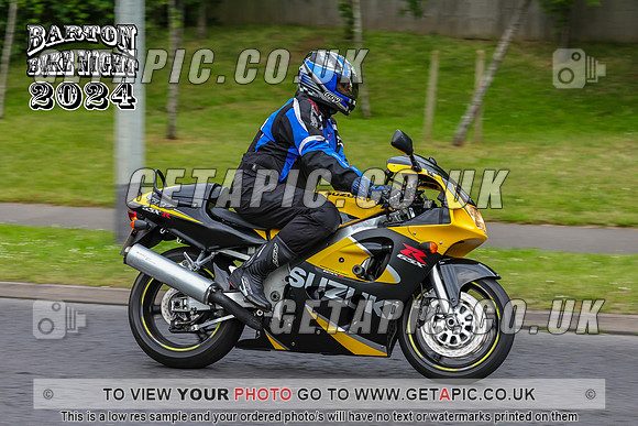 PR2407-9239_LOGO_ON_PHOTO