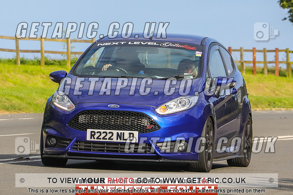 GP2406-13932-C_LOGO_ON_PHOTO