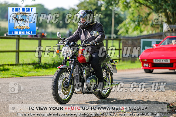 PR2506-02578_LOGO_ON_PHOTO