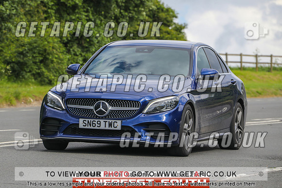 GP2406-10737-C_LOGO_ON_PHOTO