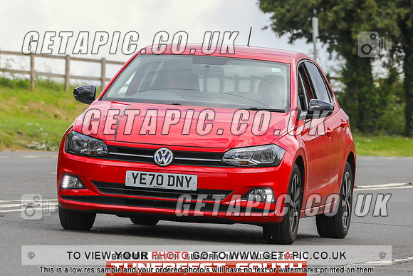 GP2406-10752-C_LOGO_ON_PHOTO