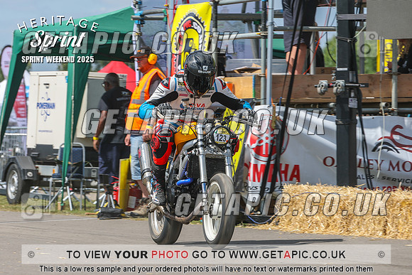 GP2508-4123_LOGO_ON_PHOTO