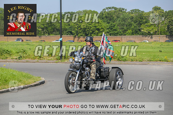 GP2405-4065_LOGO_ON_PHOTO