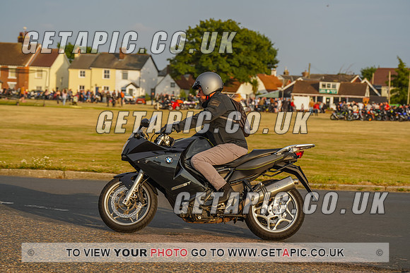 RS2207_9065