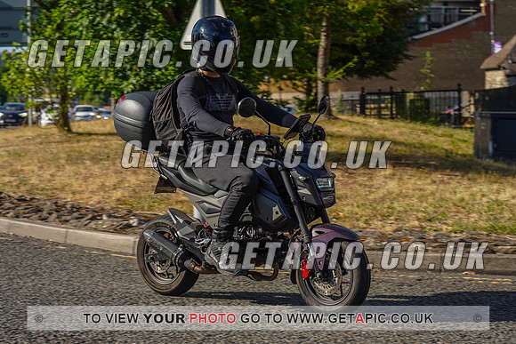 RS2207_3493