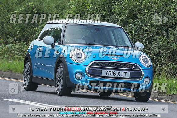 PP2508-16-C_LOGO_ON_PHOTO