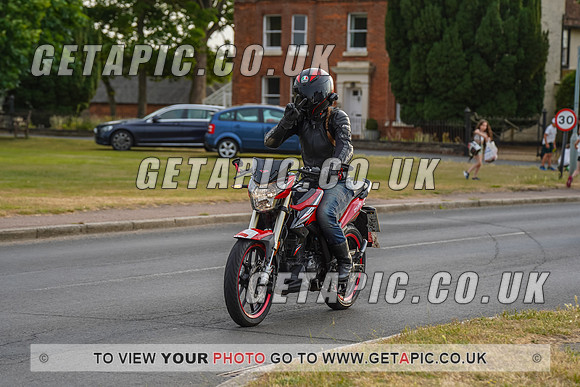 RS2207_8806