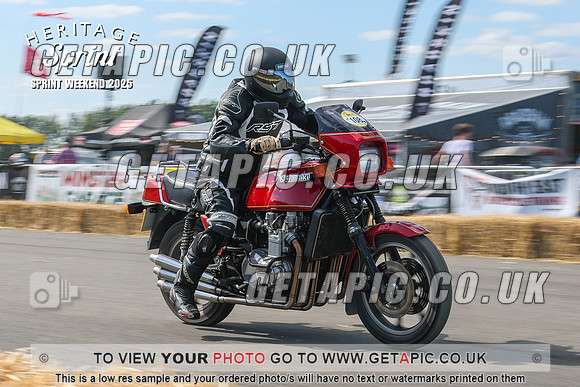 GP2508-6296-C_LOGO_ON_PHOTO