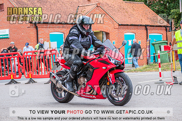 TW2508-1719_LOGO_ON_PHOTO