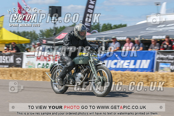 GP2508-4721_LOGO_ON_PHOTO