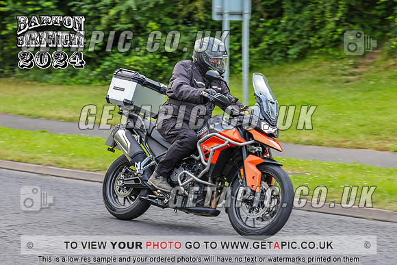 PR2407-8256_LOGO_ON_PHOTO