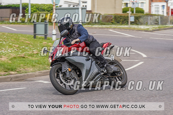 RS2204_5512