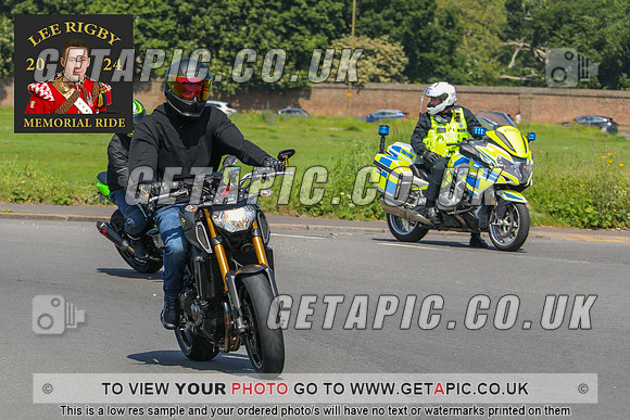 GP2405-4562-C_LOGO_ON_PHOTO