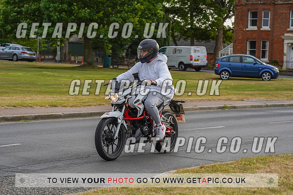 RS2207_8475