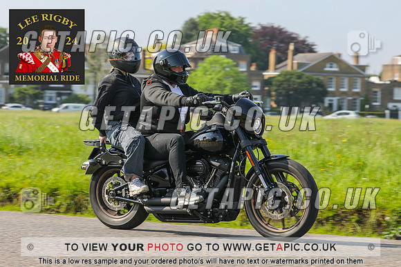 GP2405-3190-C_LOGO_ON_PHOTO