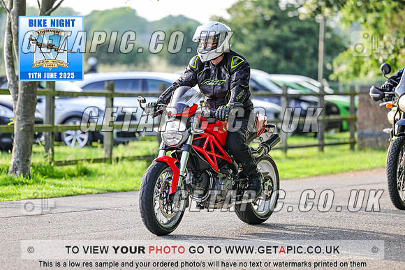 PR2506-07898_LOGO_ON_PHOTO