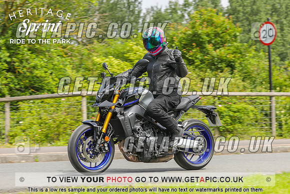 GP2406-1382-C_LOGO_ON_PHOTO