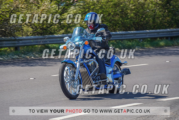 RS2204_2522