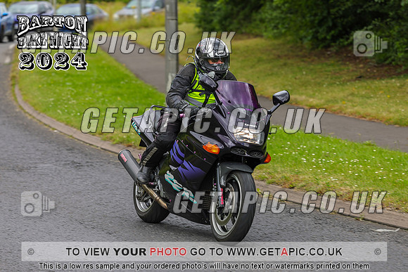PR2407-006_LOGO_ON_PHOTO