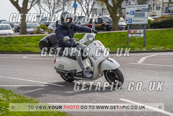 RS2204_10334