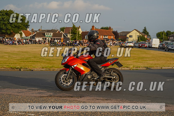 RS2207_8859