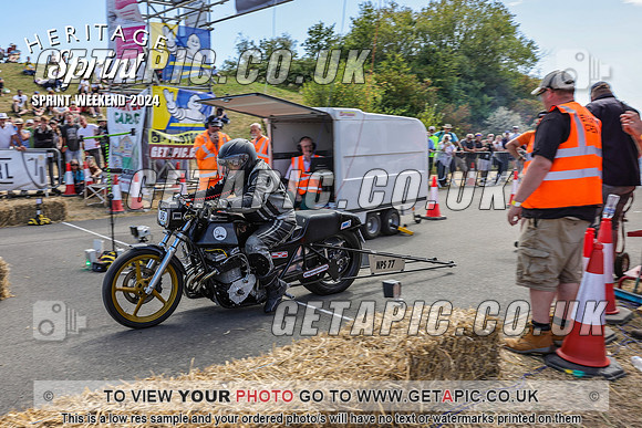 PR2408-01735-C_LOGO_ON_PHOTO