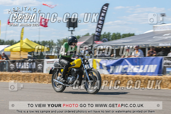 GP2508-6017_LOGO_ON_PHOTO