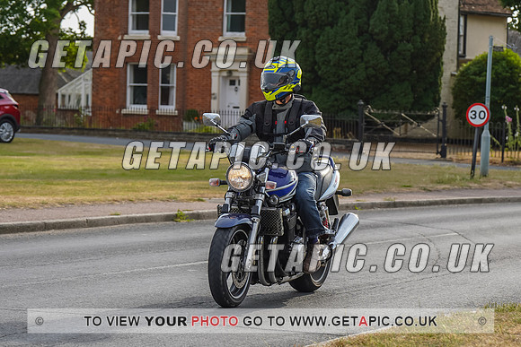 RS2207_7649