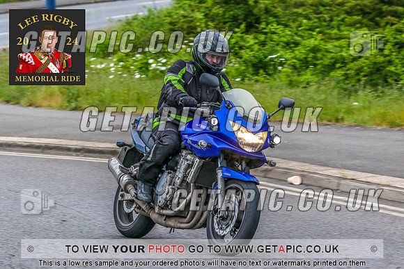 MWA2405-5-C_LOGO_ON_PHOTO
