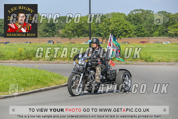 GP2405-4066_LOGO_ON_PHOTO
