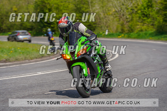 RS2204_12030