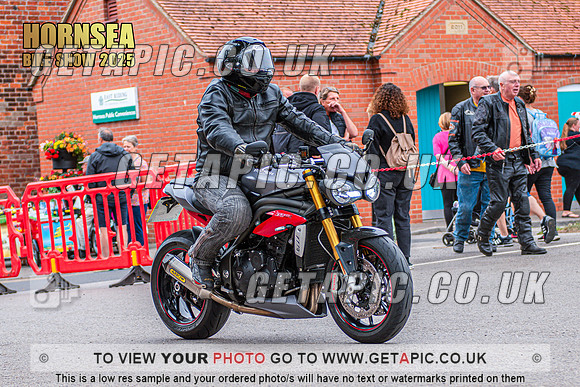 TW2508-4604_LOGO_ON_PHOTO