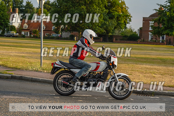 RS2207_9025