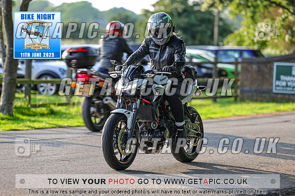PR2506-08821_LOGO_ON_PHOTO