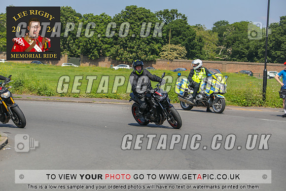 GP2405-4560_LOGO_ON_PHOTO